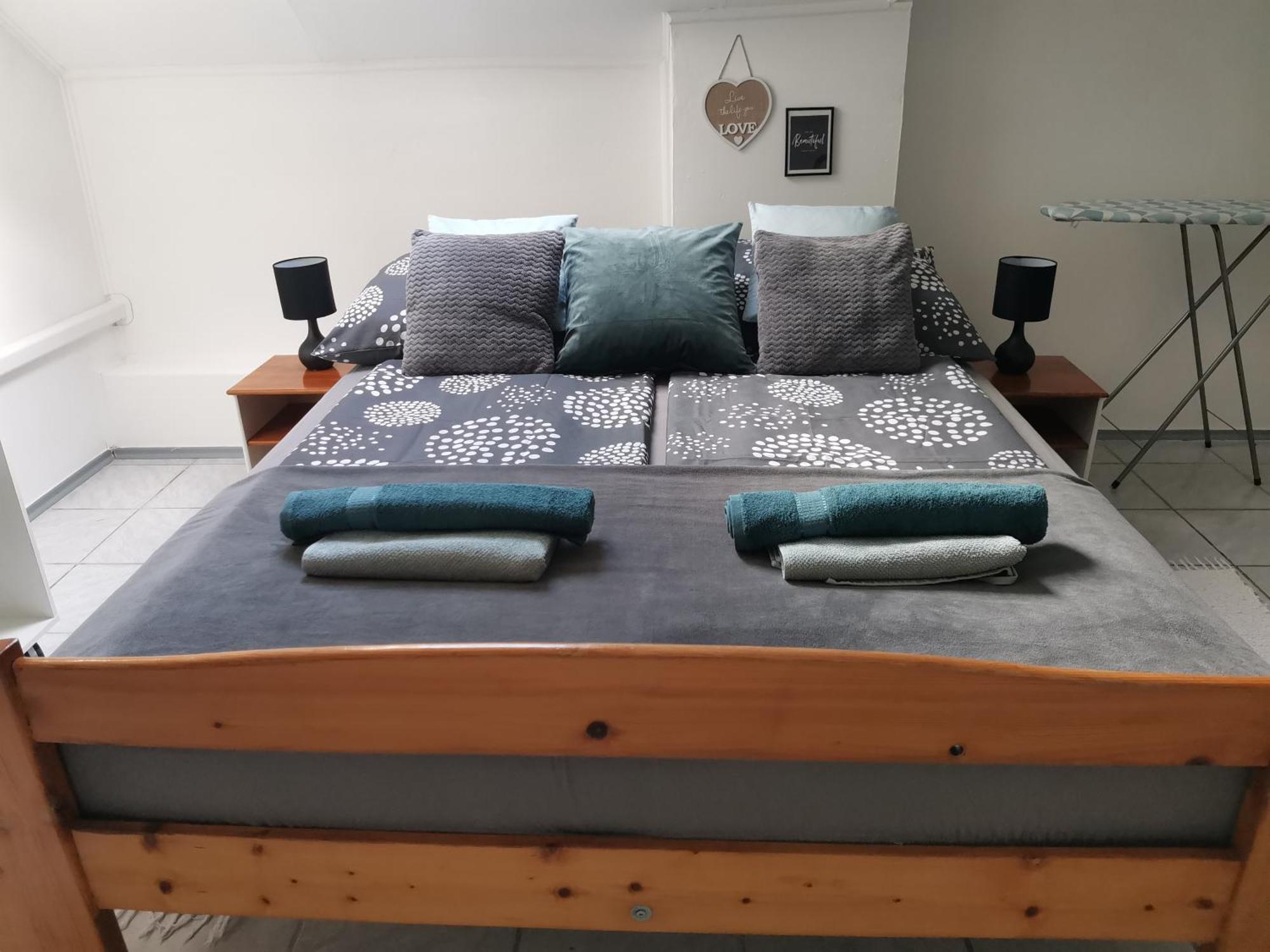 Apartman Rose Егер Екстериор снимка